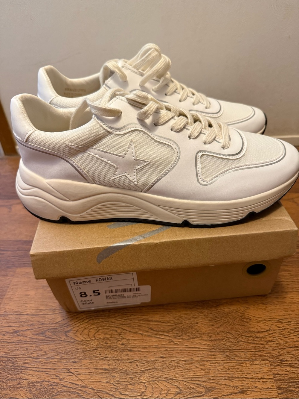 White Star Accent Chunky Sneakers